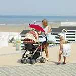 אתר קמפינג Kustpark Strand 3*